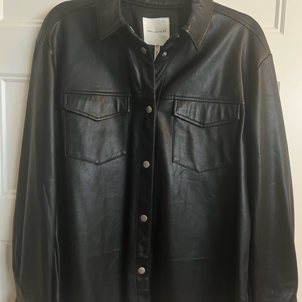 Anthropologie Avec les filles NWT new Black Faux Leather Snap-Front Shirt Jacket